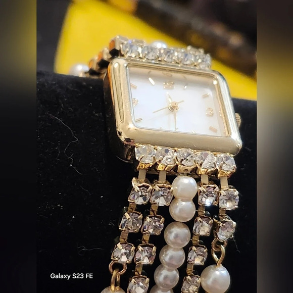 Vintage Christian Benet Watch Women\'s iced out main image 7